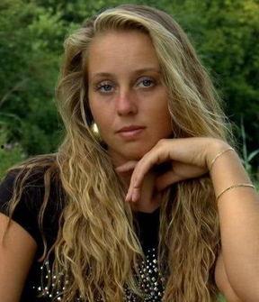 淫淫网av,揭秘成人影视产业的秘密与争议