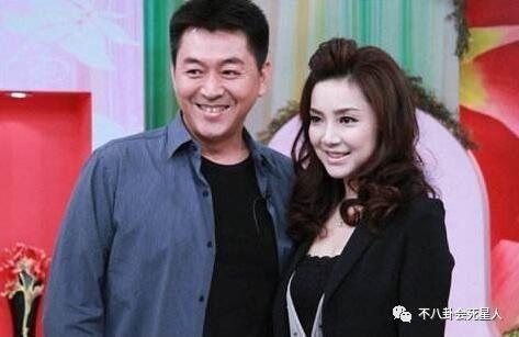 明星的圈外老婆,揭秘明星圈外老婆的温馨故事