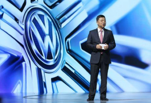 洛天依吸毒被采访视频,真相揭秘与公众舆论反思