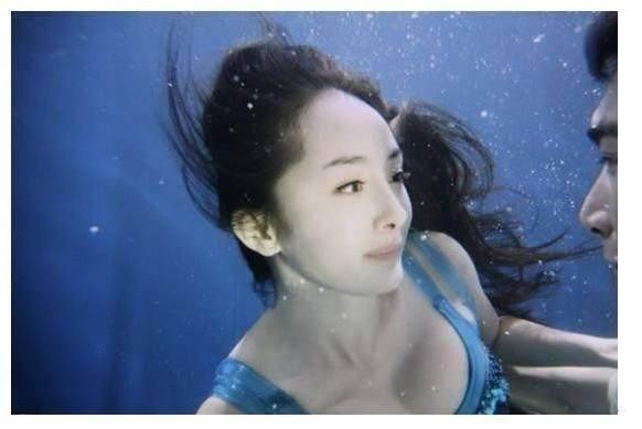 明星水下图片,明星们的神秘海底瞬间